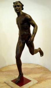 koşan bronz heykel